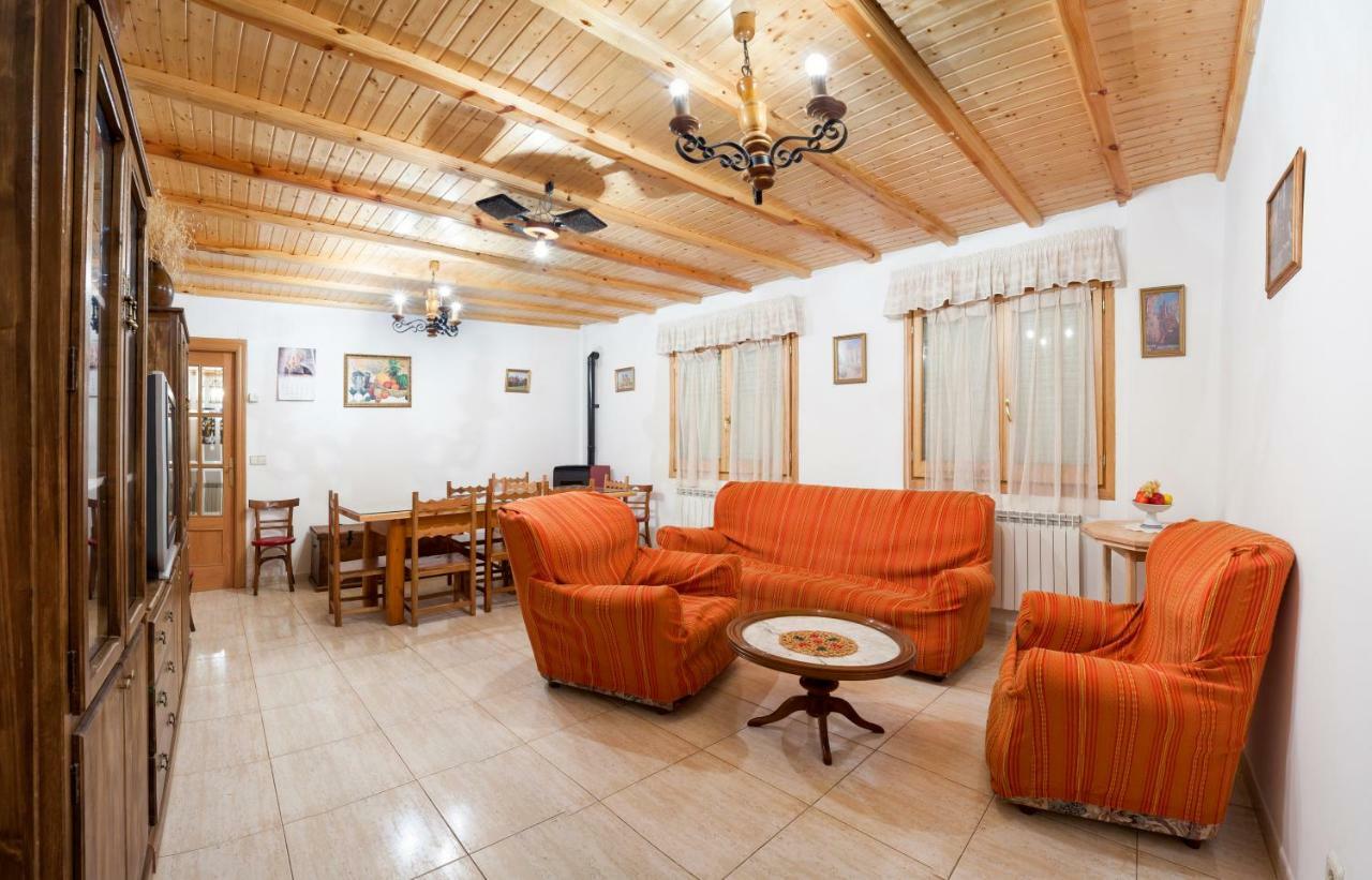 Casa Rural El Fronton Vadillo Kültér fotó